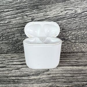 Apple AirPod 2nd Generation Charging Case Model A1602 PARTS